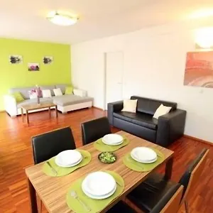 Aparthotel Royal Living