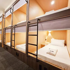https://wink-at-perak-road.singapore-best-hotels.net